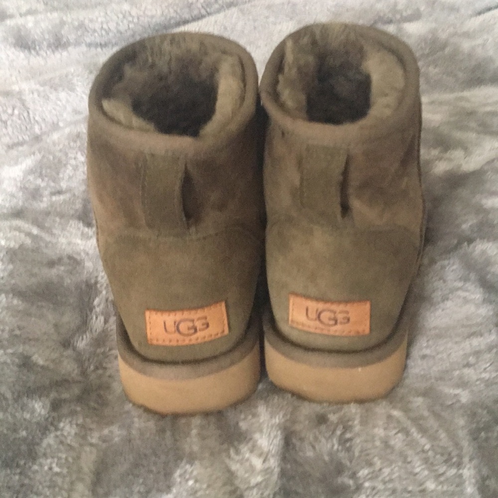 Brand New Grey/Green Ugg Boots